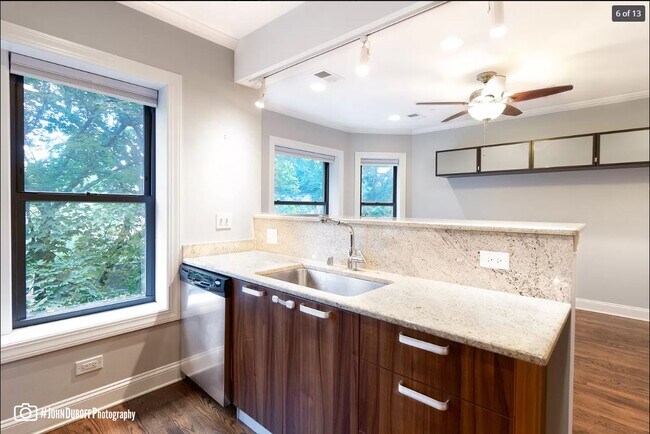 Building Photo - 4451 N. Hamilton