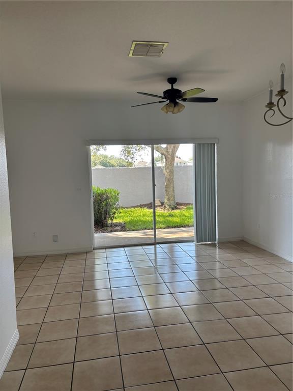 Building Photo - 10922 Savannah Wood Ct