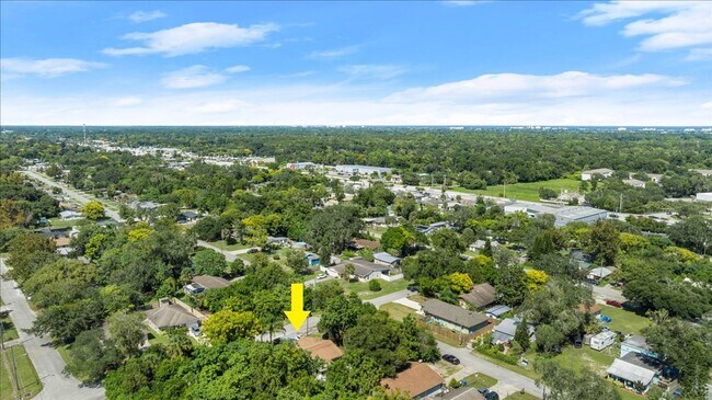 Building Photo - Charming Updated 3-Bedroom Home — Prime Daytona Location!
