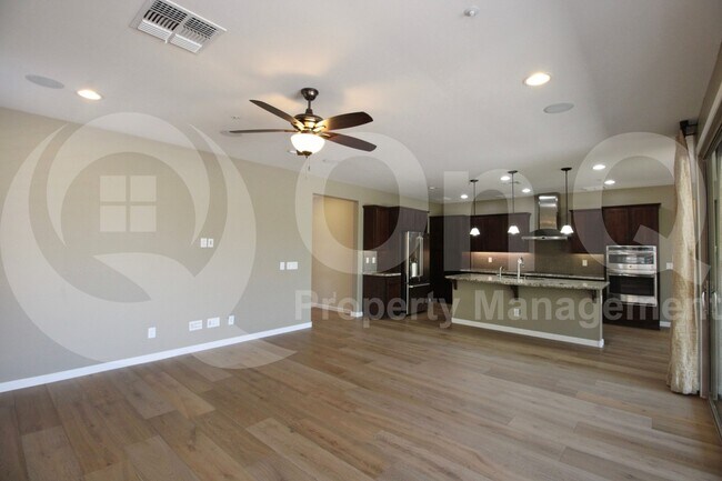 Building Photo - 12728 W Desert Vista Trail