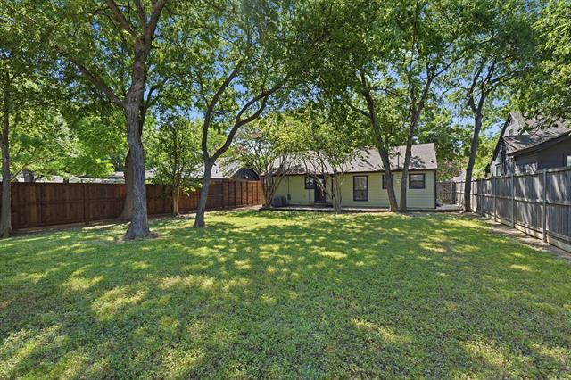 Building Photo - 9011 Angora St