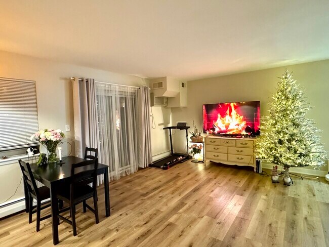 Building Photo - 535 S Cleveland Ave