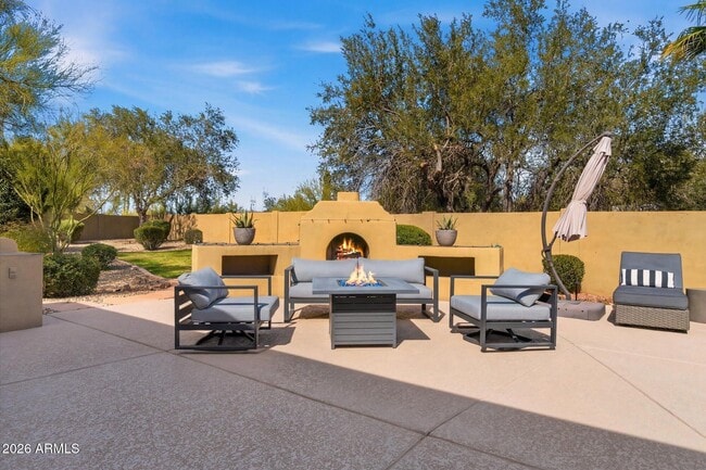 Building Photo - 8044 E Tether Trail