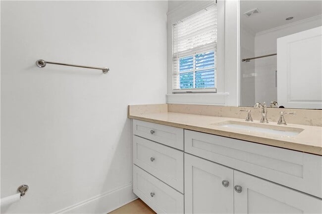 Building Photo - 3081 Rhodenhaven Dr NW