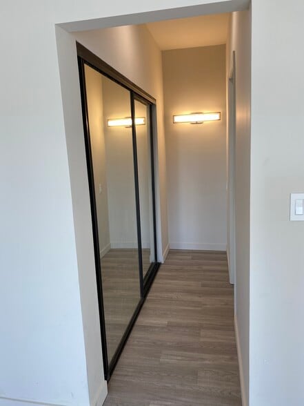 Master Bed closet - 2522 Taraval St
