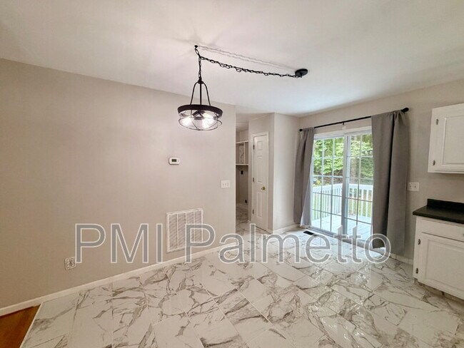 Building Photo - 152 Chatham Cir