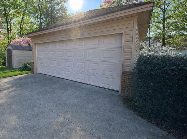 Building Photo - COMING SOON!!!