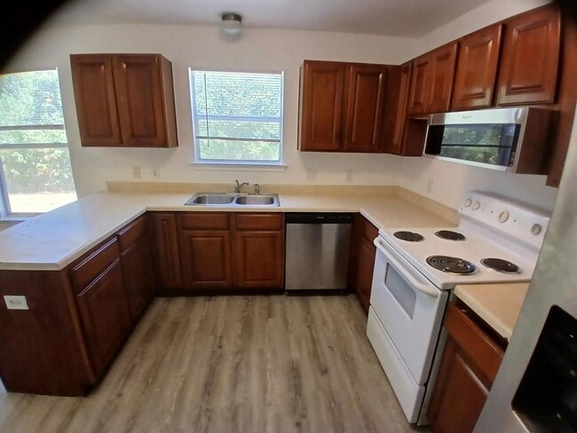 Building Photo - 1014 Glen Meadow Cove