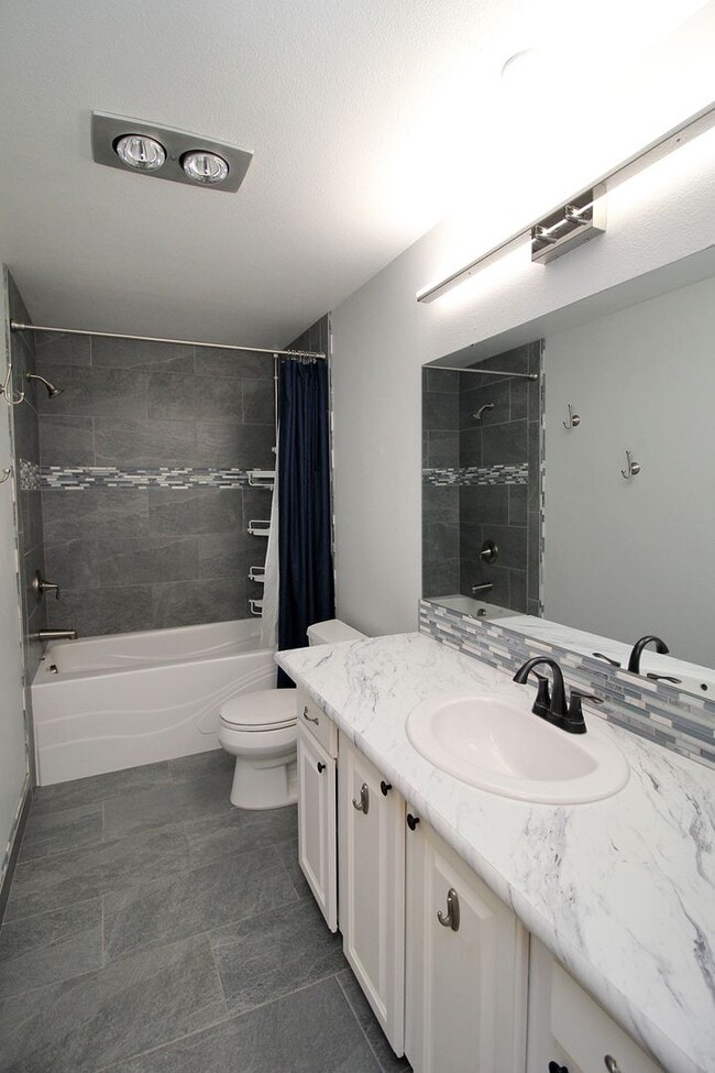 Building Photo - 3896 Botticelli St