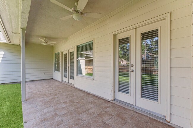 Building Photo - 2333 Stableridge Dr