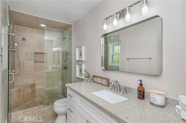 Building Photo - 419 Fleming Ave