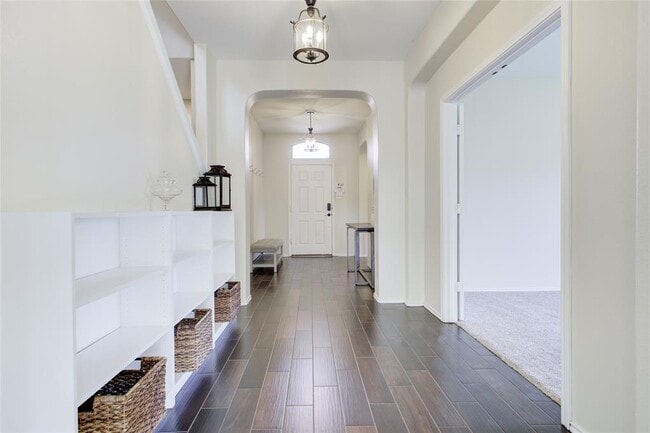 Building Photo - 920 Autumn Sage Way