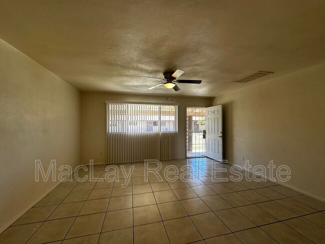 Building Photo - 7808 E Heatherbrae Ave