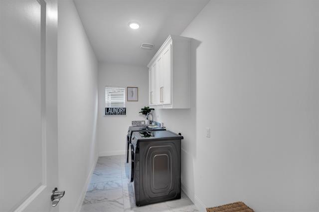 Building Photo - 1767 Shumard St