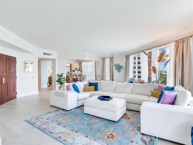 Building Photo - 4201 Bayshore Blvd