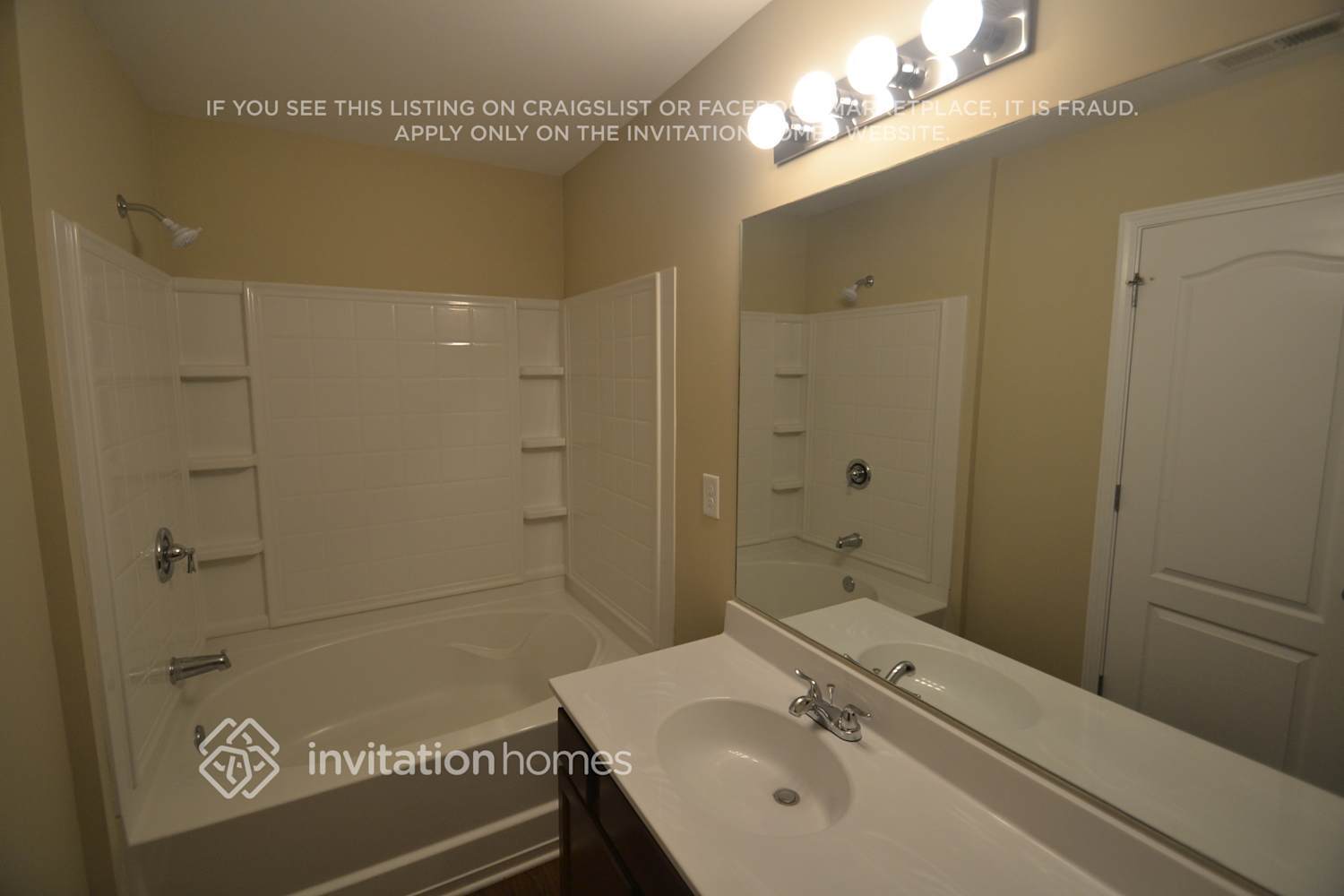 Building Photo - 483 Lobdale Falls Dr