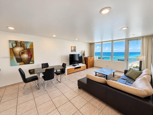 Building Photo - 3725 S Ocean Dr