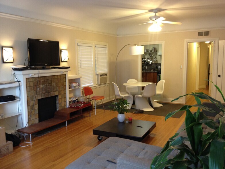 Building Photo - 707 Brent Ave