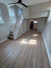 Building Photo - 3327 W Elm St