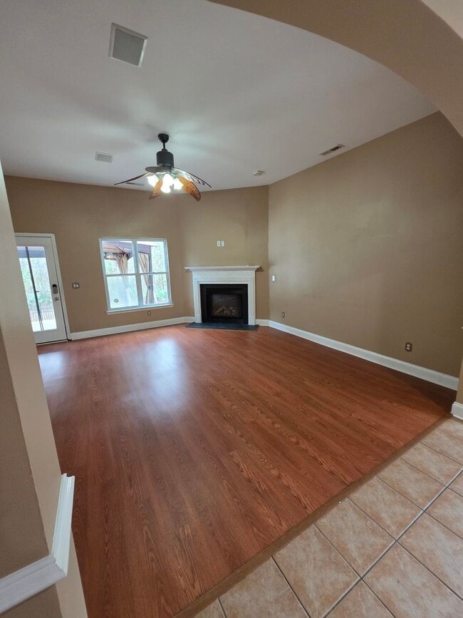 Building Photo - 9 Haven Point