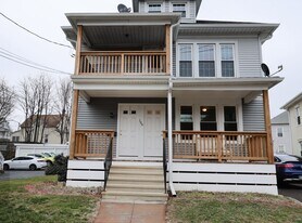 Building Photo - 146 Division St