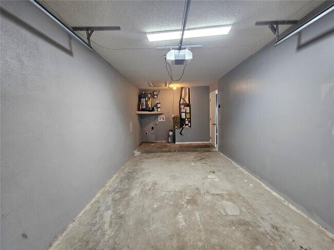 Building Photo - 2699 Macklin Ct