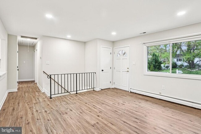 Building Photo - 1506 Maryland Ave