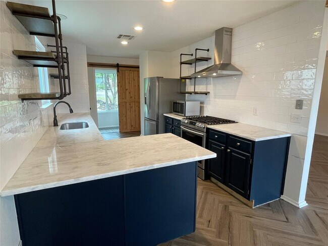 Building Photo - 8405 Red Willow Dr