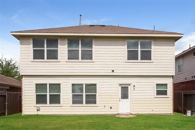 Building Photo - 8023 Louise Oak Ct