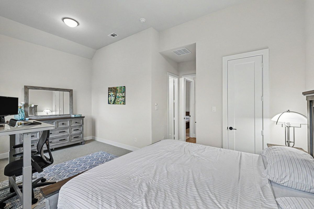 Building Photo - 3332 Zenyatta Ct