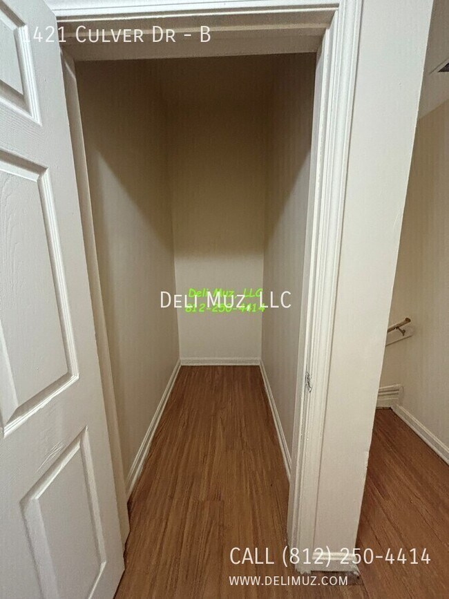 Building Photo - 1421 Culver Dr