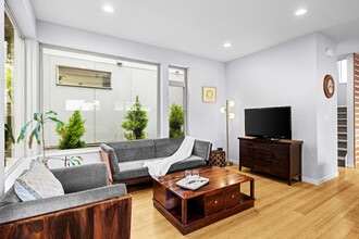 Building Photo - 4036 Linden Ave N