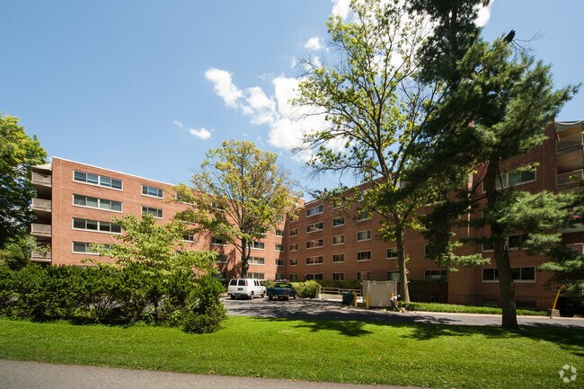 Kenwood House Chevy Chase, MD Apartment Finder