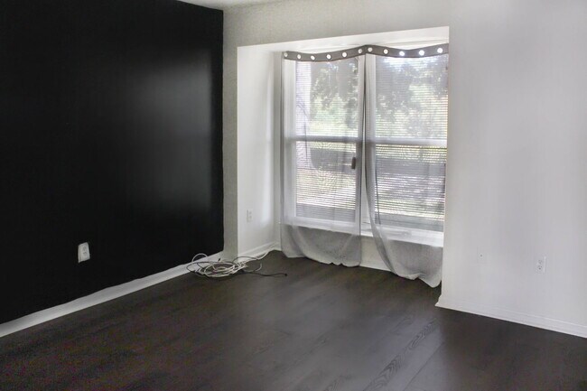 Building Photo - 4406 Eagle Ct