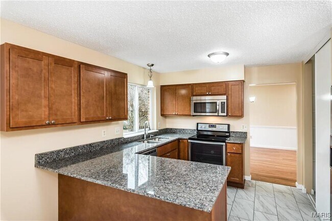 Building Photo - 1369 Nykiel Ct