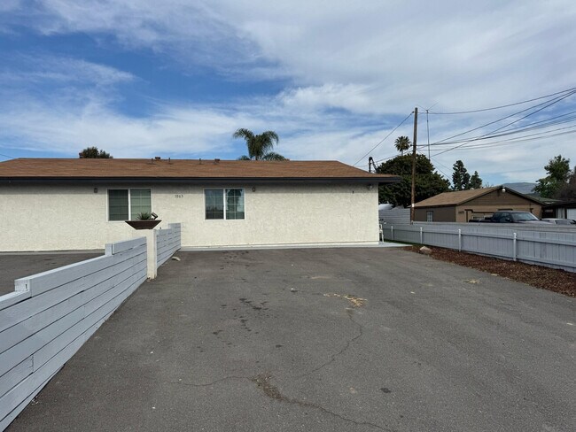 Building Photo - 1063-67 Gillespie Dr