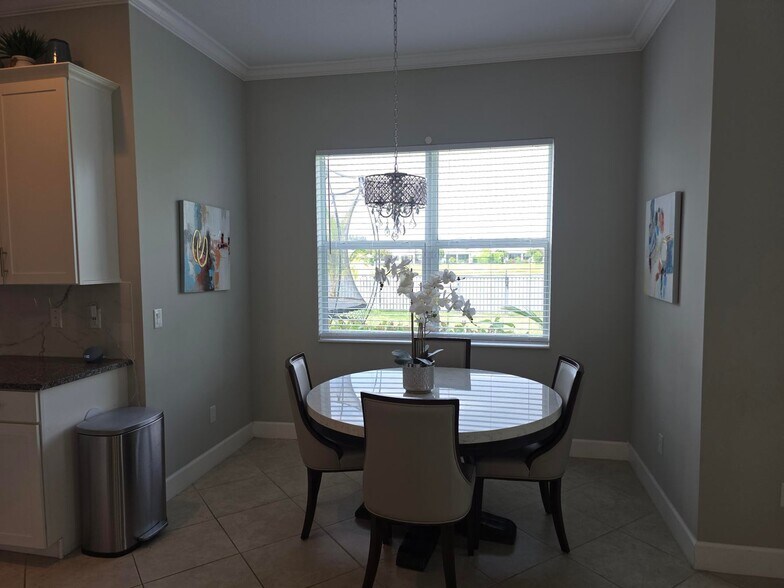 Building Photo - 16007 Whippoorwill Cir