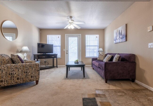2BR, 1BA - 930 SF - Living Room - Highpointe Apartments