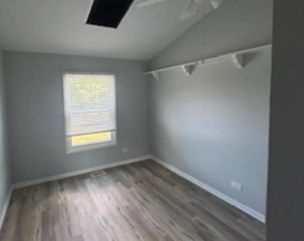 Building Photo - 1300 Queensgreen Cir