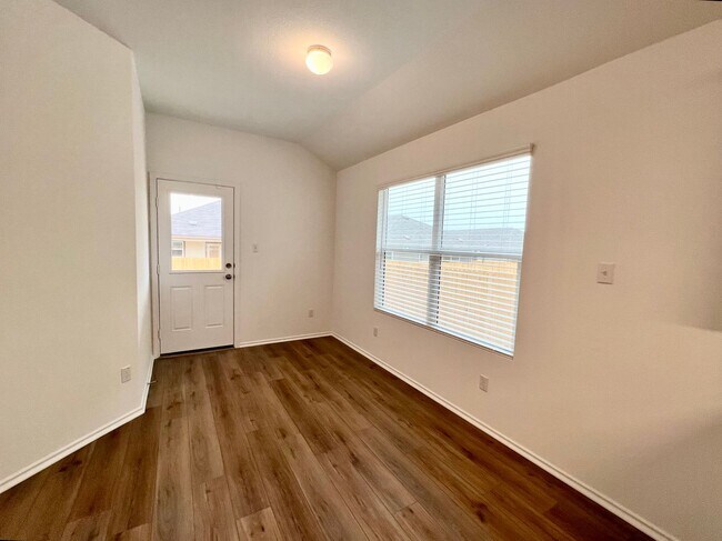 Building Photo - Home for lease ~Coming Soon~