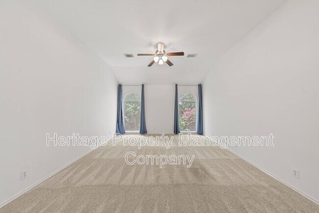 Building Photo - 3102 Sable Crossing