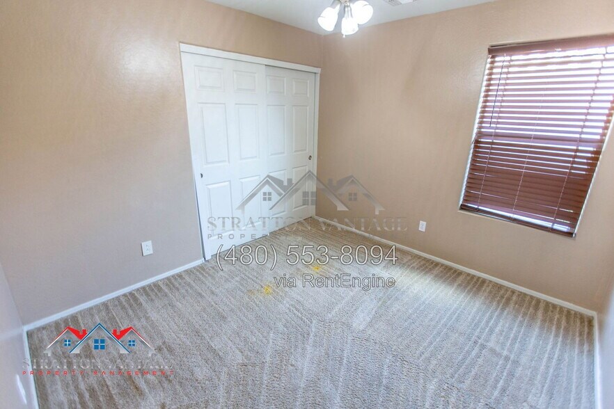 Building Photo - 1423 N 81st Ave