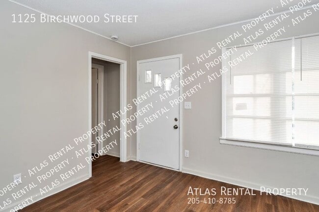 Building Photo - 1125 Birchwood St