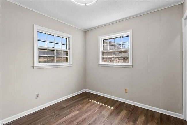 Building Photo - Earn Wealth While Leasing - Like a Homeowner - Lease to Own