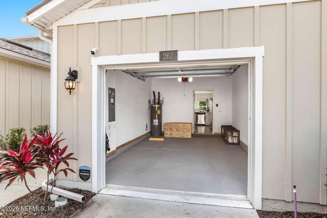 Building Photo - 262 Talulla Trl