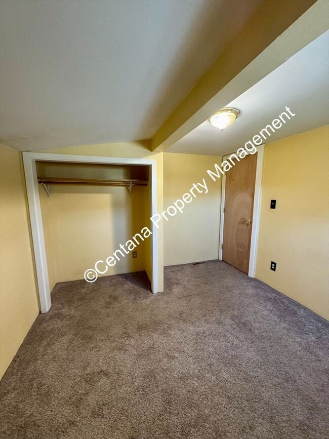 Building Photo - 1 Bed 1 Bath located in the heart of Anaconda