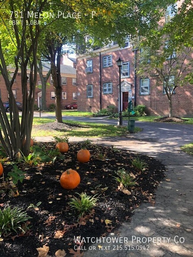 Building Photo - 731 Melon Pl