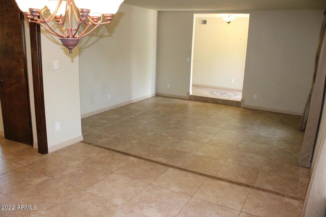 Building Photo - 5354 E Everett Dr