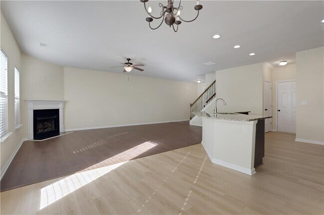 Building Photo - 2526 Morgan Chase Dr