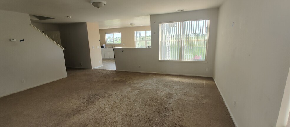 Building Photo - 2350 E 109th Dr